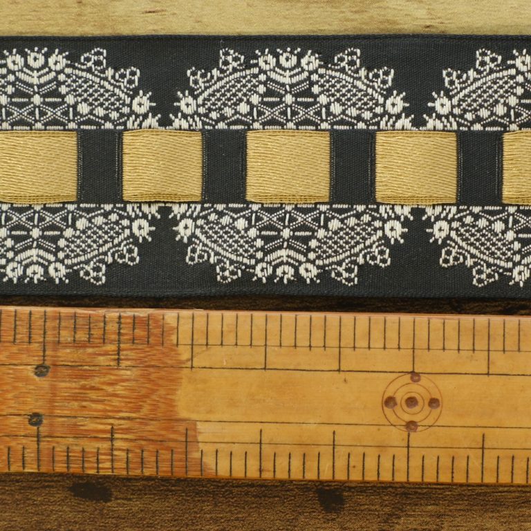 RJ-004B